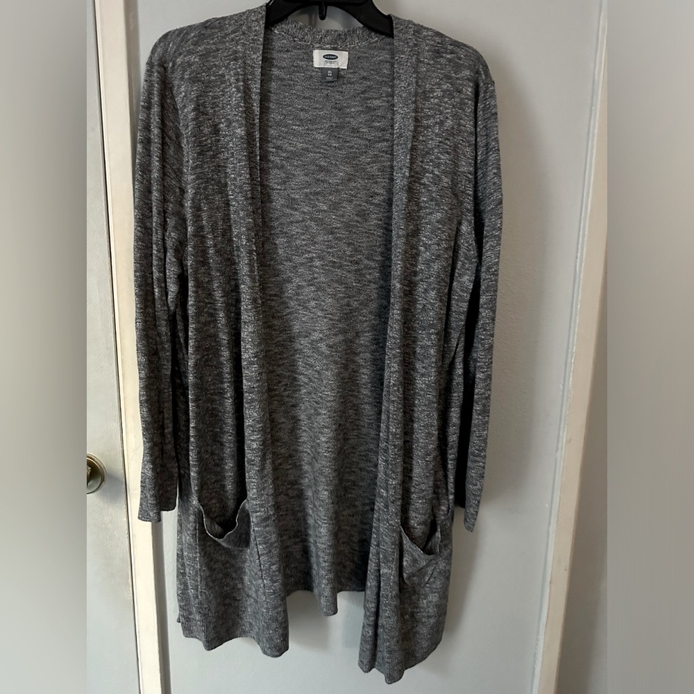 Women’s Old Navy heather grey cardigan